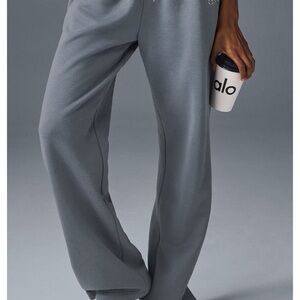 Alo Accolade Burgundy Straight Leg Sweatpants